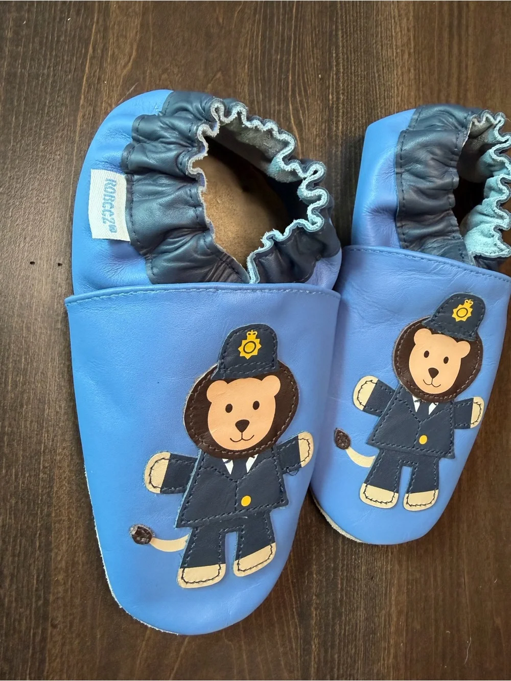 Robeez soft blue
